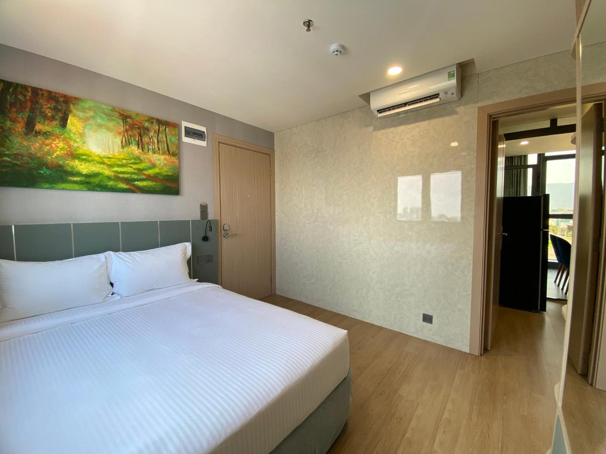 Nam Hotel & Residences Дананг Экстерьер фото