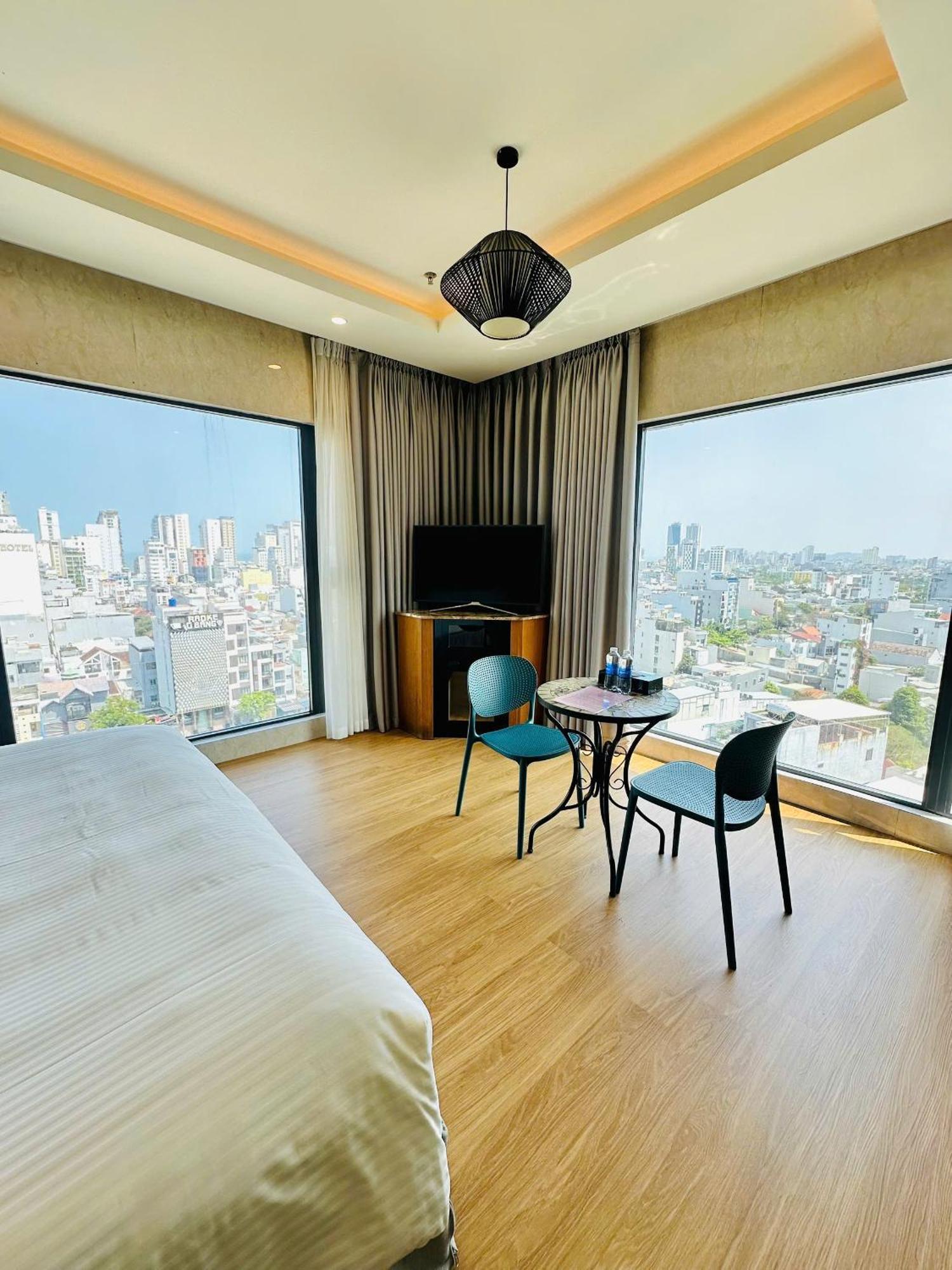 Nam Hotel & Residences Дананг Экстерьер фото